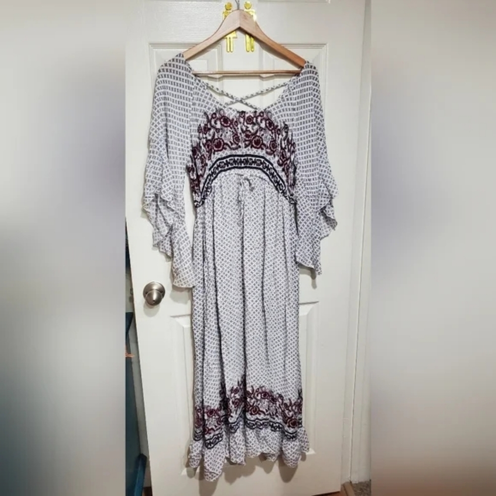 Anthropologie J Gee Flowy Boho Hippie Bell Sleeve Pattern Maxi Dress Medium